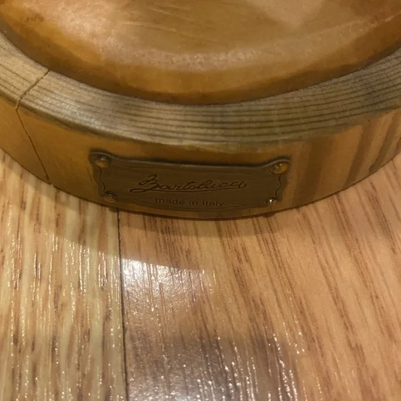 Wooden Bartolucci Pinocchio Figurine - Picture 5 of 5